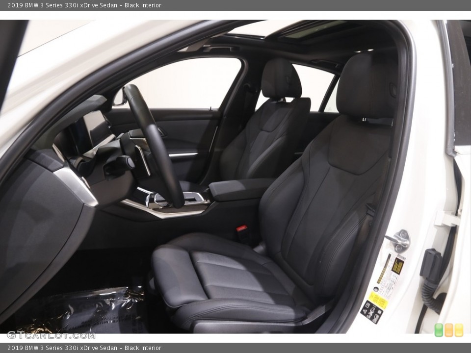 Black Interior Photo for the 2019 BMW 3 Series 330i xDrive Sedan #144356232