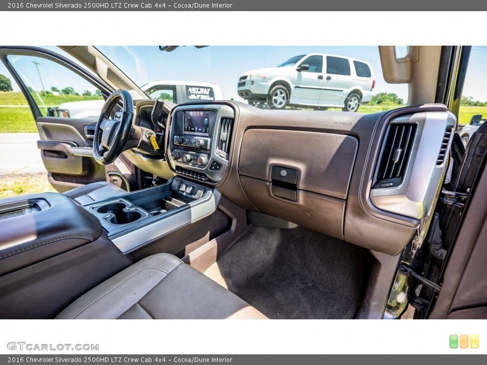 Cocoa/Dune Interior Dashboard for the 2016 Chevrolet Silverado 2500HD LTZ Crew Cab 4x4 #144359235