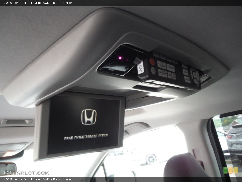 Black Interior Entertainment System for the 2018 Honda Pilot Touring AWD #144371425