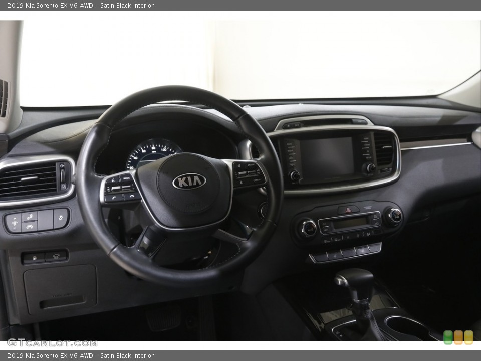 Satin Black Interior Dashboard for the 2019 Kia Sorento EX V6 AWD #144378506