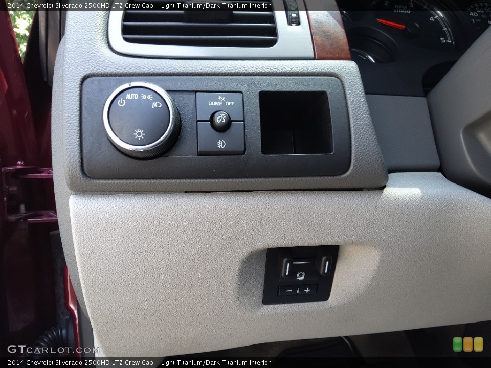 Light Titanium/Dark Titanium Interior Controls for the 2014 Chevrolet Silverado 2500HD LTZ Crew Cab #144397831