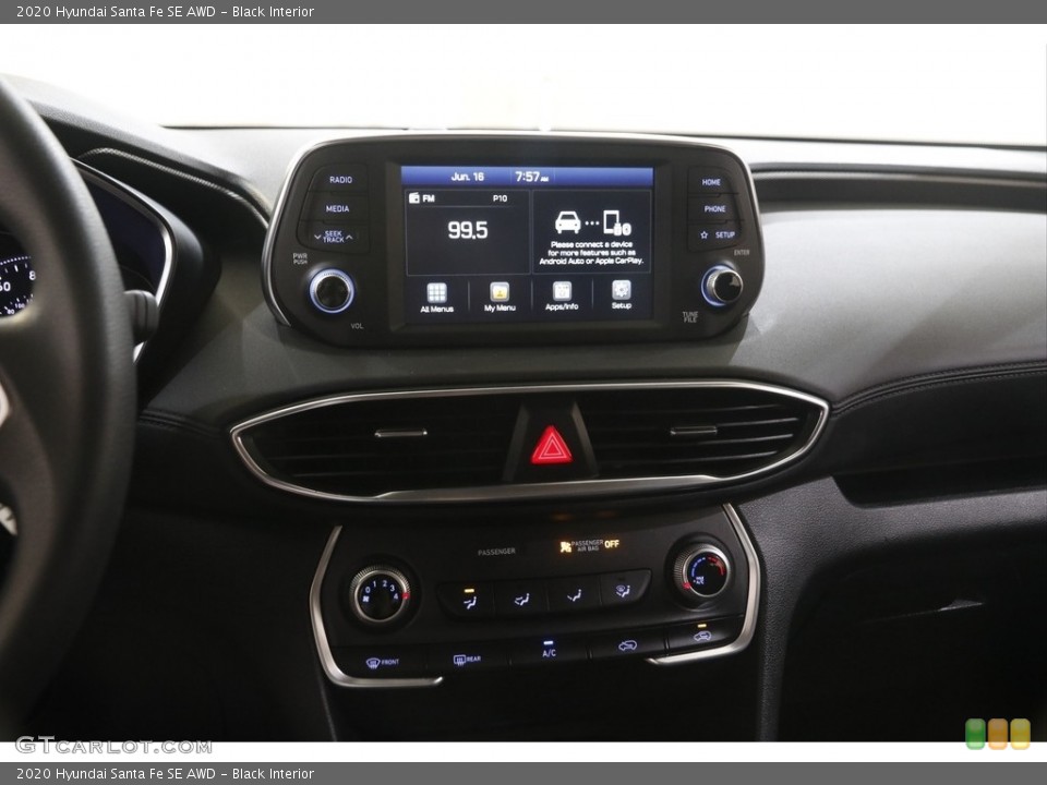 Black Interior Controls for the 2020 Hyundai Santa Fe SE AWD #144415444