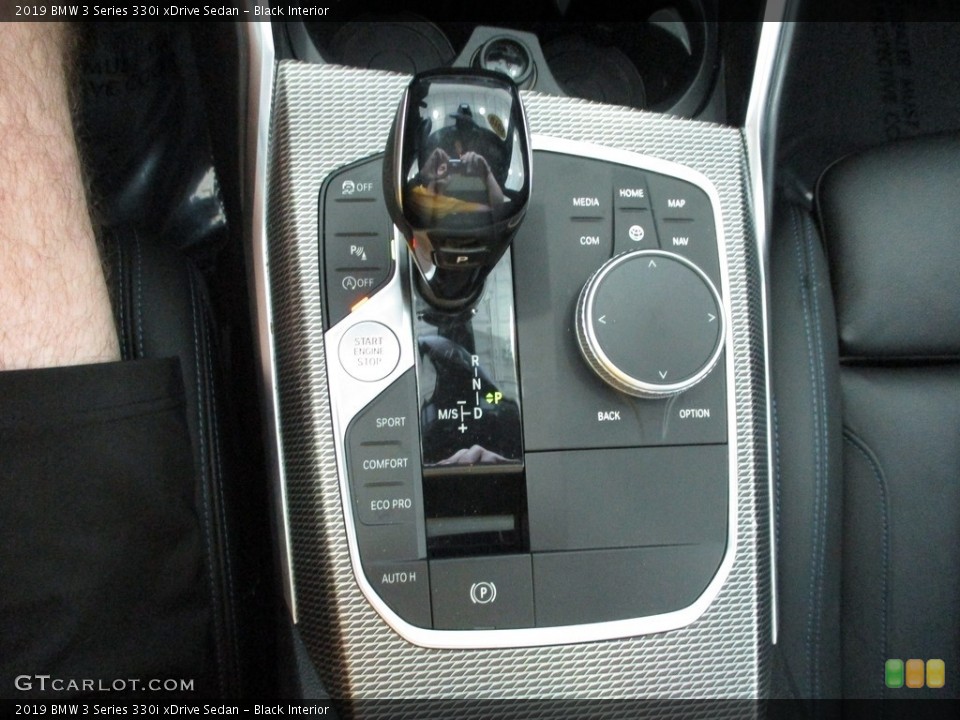 Black Interior Transmission for the 2019 BMW 3 Series 330i xDrive Sedan #144428731
