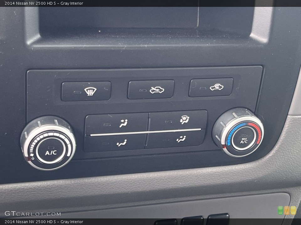 Gray Interior Controls for the 2014 Nissan NV 2500 HD S #144432681