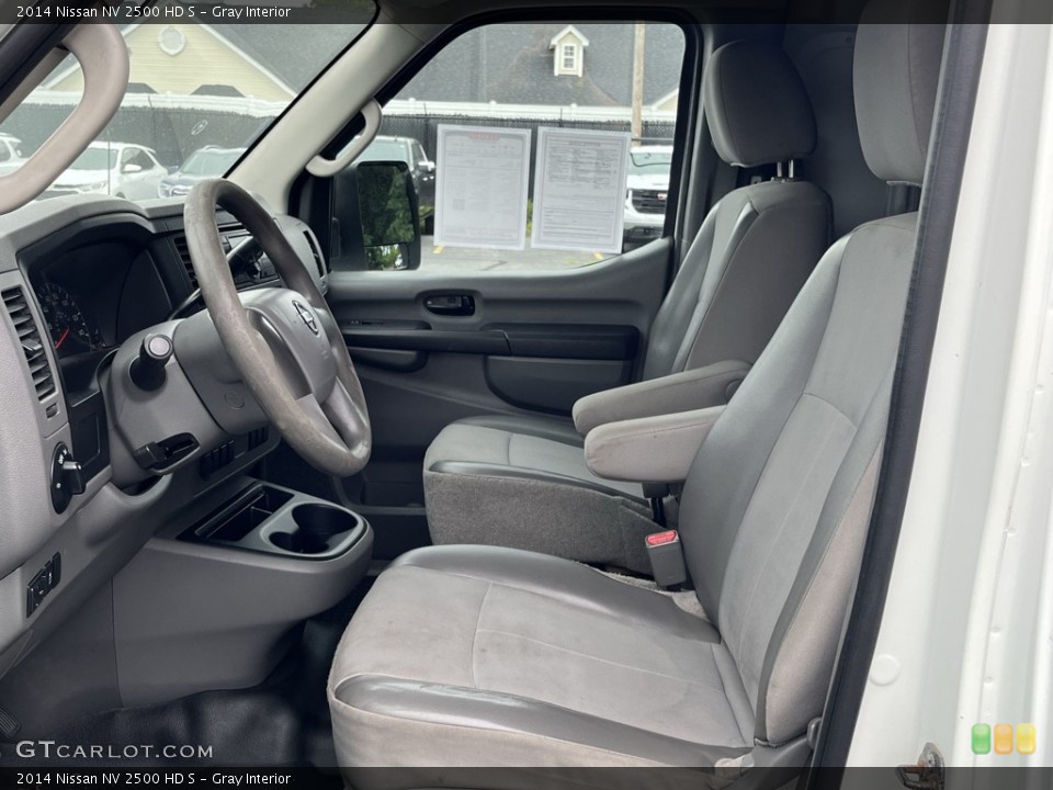 Gray Interior Photo for the 2014 Nissan NV 2500 HD S #144432708