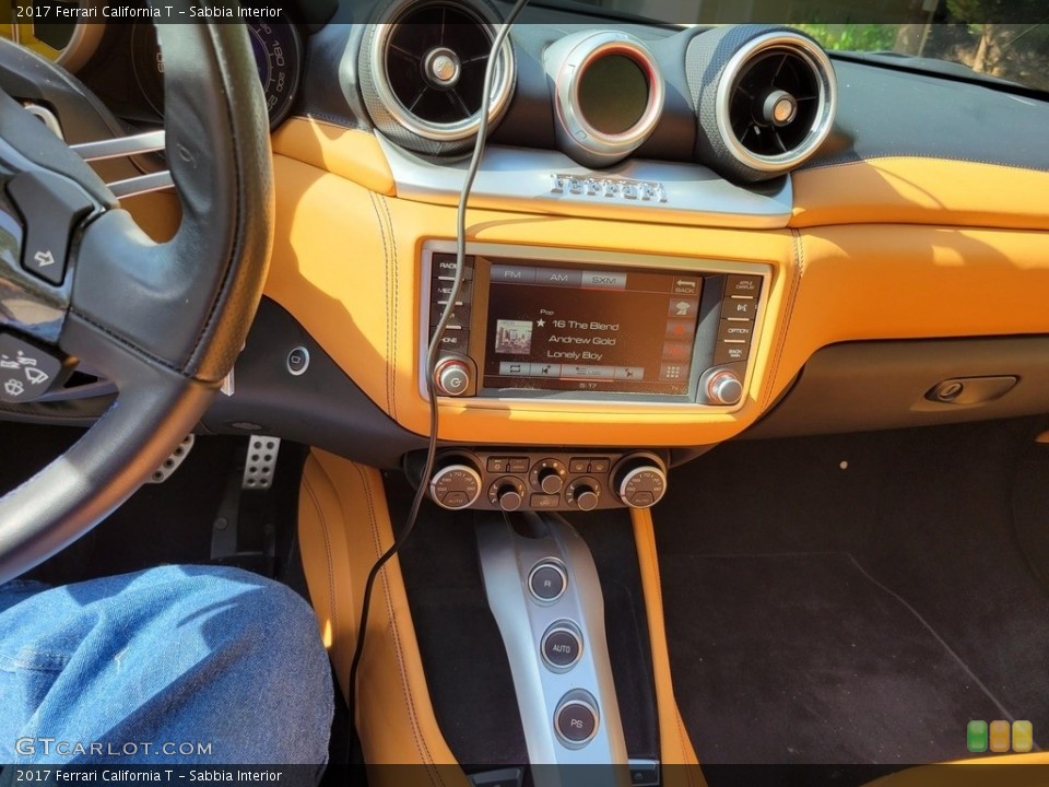 Sabbia Interior Dashboard for the 2017 Ferrari California T #144436365