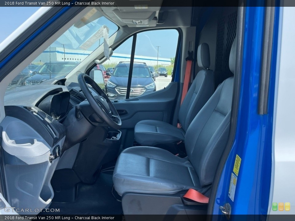 Charcoal Black Interior Photo for the 2018 Ford Transit Van 250 MR Long #144438330