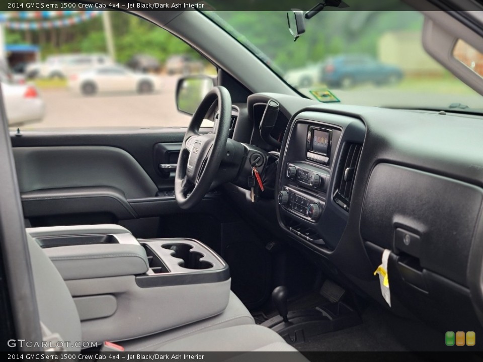Jet Black/Dark Ash Interior Dashboard for the 2014 GMC Sierra 1500 Crew Cab 4x4 #144442616