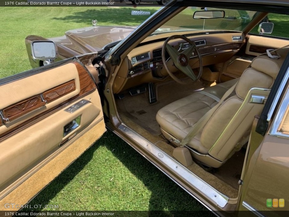 Light Buckskin Interior Photo for the 1976 Cadillac Eldorado Biarritz Coupe #144458963