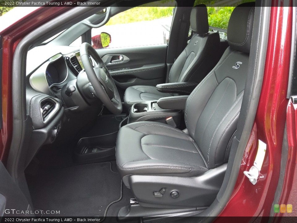 Black Interior Front Seat for the 2022 Chrysler Pacifica Touring L AWD #144470027