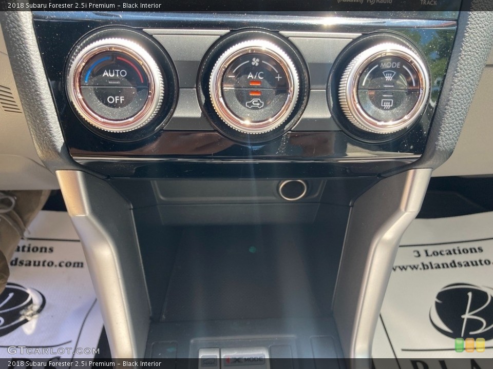 Black Interior Controls for the 2018 Subaru Forester 2.5i Premium #144471983