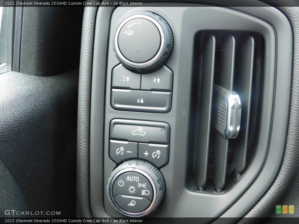Jet Black Interior Controls for the 2022 Chevrolet Silverado 2500HD Custom Crew Cab 4x4 #144475840