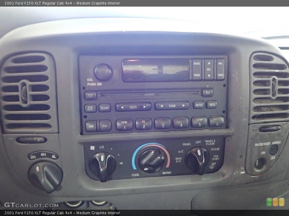 Medium Graphite Interior Controls for the 2001 Ford F150 XLT Regular Cab 4x4 #144476446