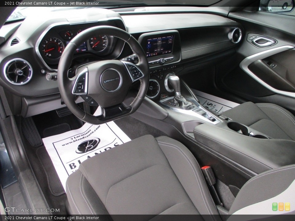Jet Black Interior Photo for the 2021 Chevrolet Camaro LT Coupe #144509019
