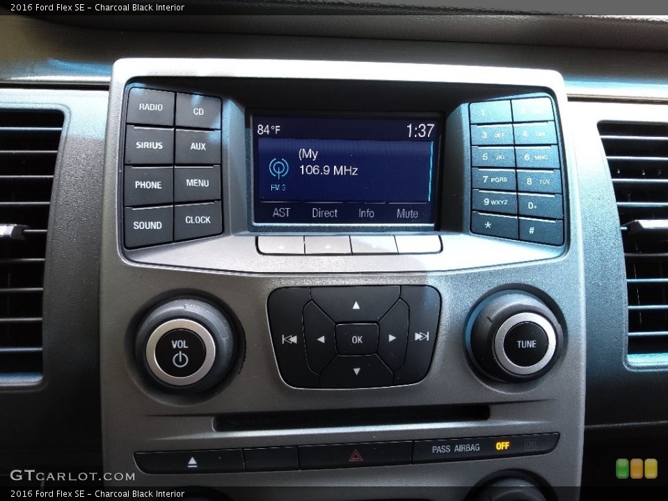 Charcoal Black Interior Controls for the 2016 Ford Flex SE #144511893