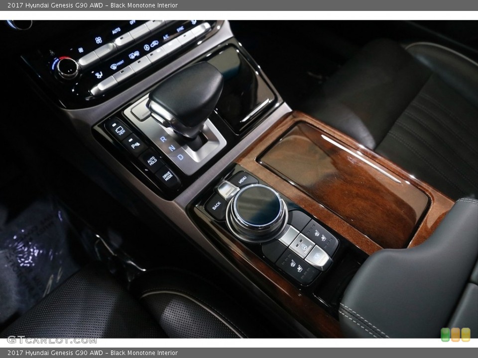 Black Monotone Interior Dashboard for the 2017 Hyundai Genesis G90 AWD #144516006
