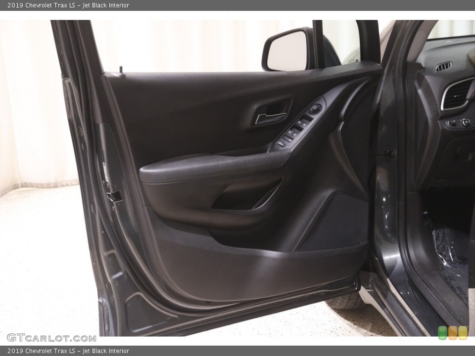 Jet Black Interior Door Panel for the 2019 Chevrolet Trax LS #144522739