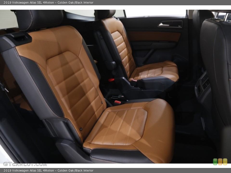 Golden Oak/Black Interior Rear Seat for the 2019 Volkswagen Atlas SEL 4Motion #144523453