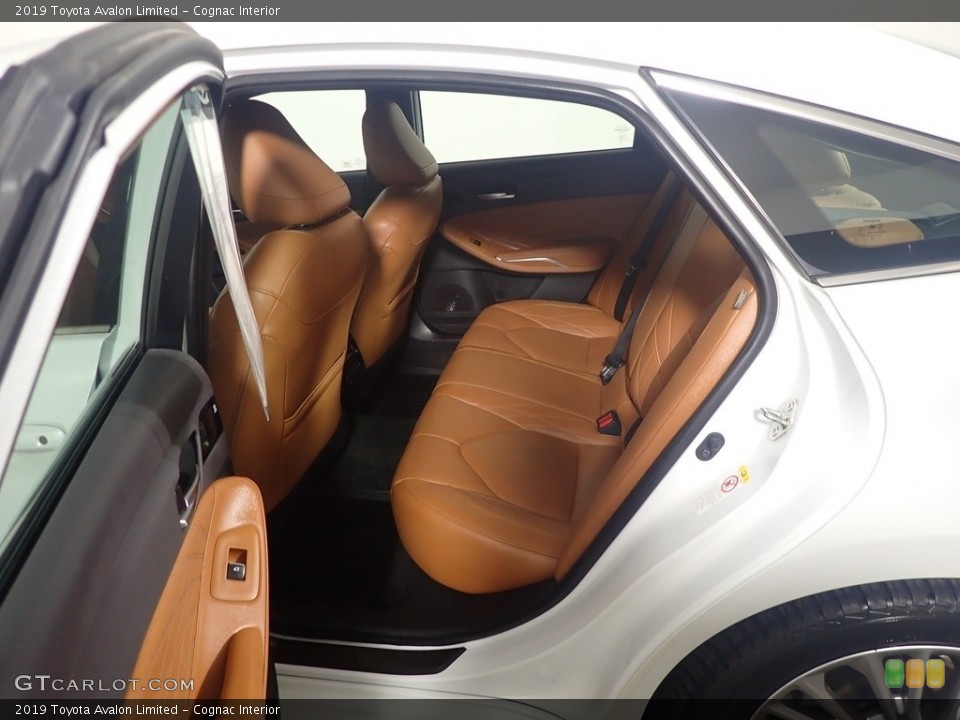 Cognac Interior Rear Seat for the 2019 Toyota Avalon Limited #144531673