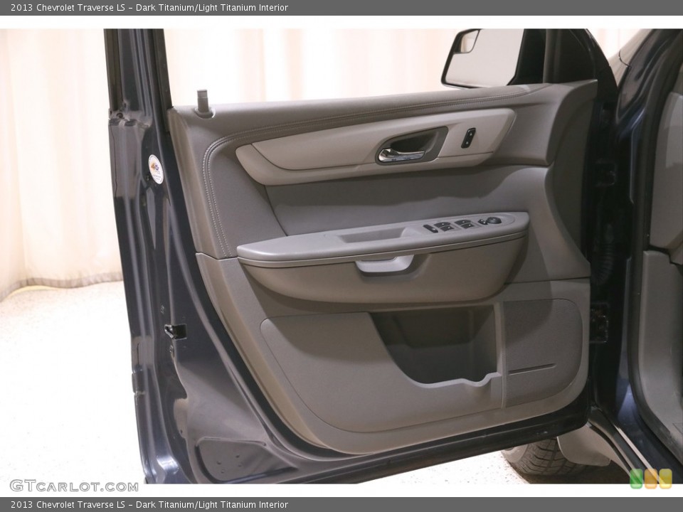 Dark Titanium/Light Titanium Interior Door Panel for the 2013 Chevrolet Traverse LS #144546734