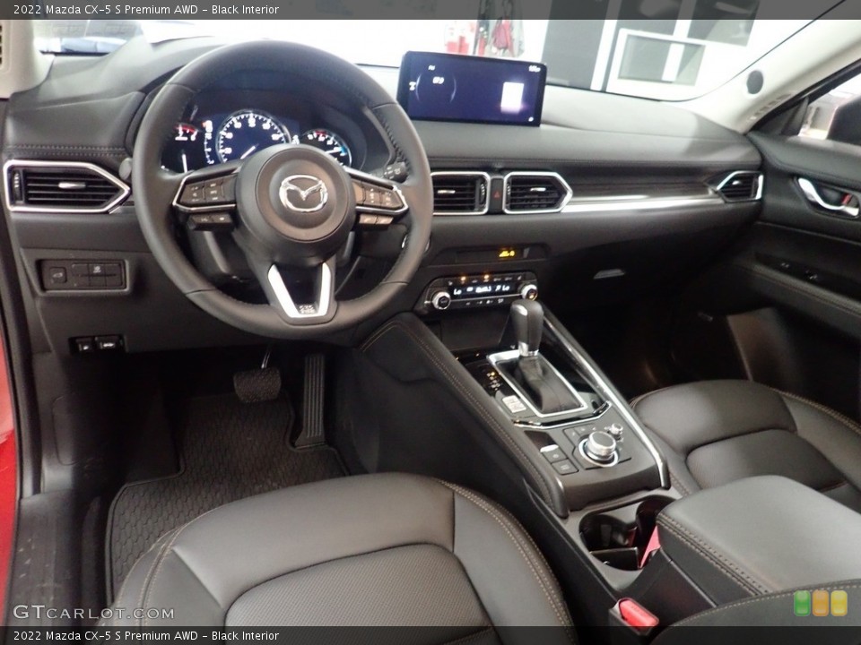 Black Interior Photo for the 2022 Mazda CX-5 S Premium AWD #144562221