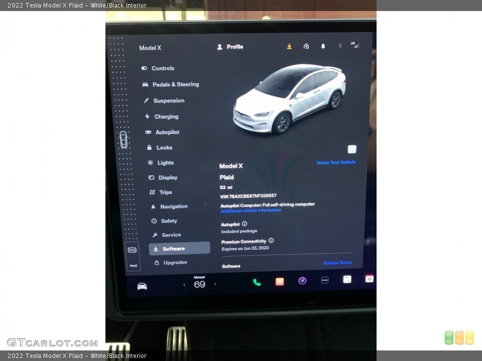 White/Black Interior Navigation for the 2022 Tesla Model X Plaid #144564786