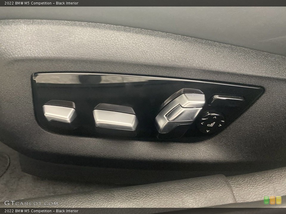 Black Interior Controls for the 2022 BMW M5 Competition #144576139