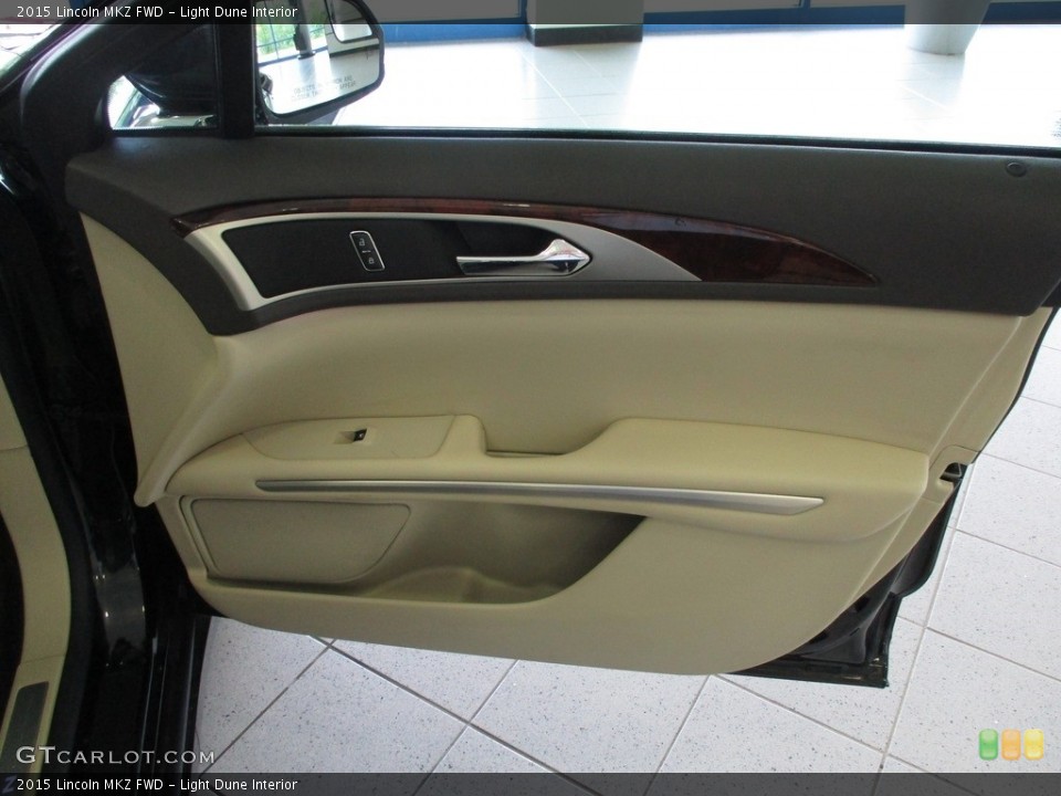 Light Dune Interior Door Panel for the 2015 Lincoln MKZ FWD #144591544