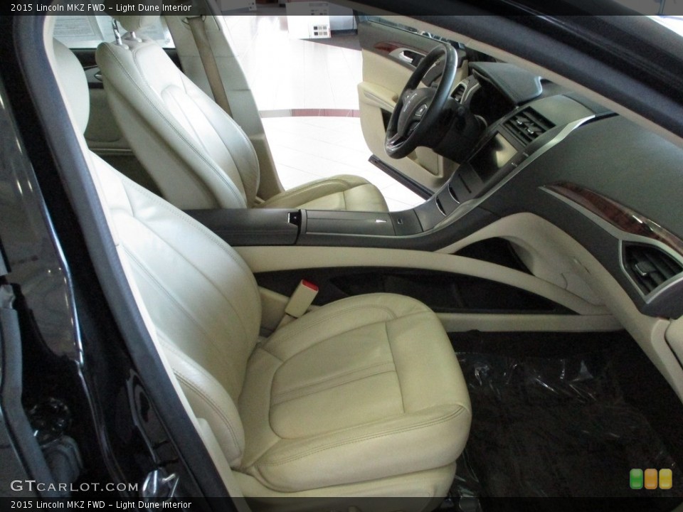 Light Dune Interior Front Seat for the 2015 Lincoln MKZ FWD #144591550