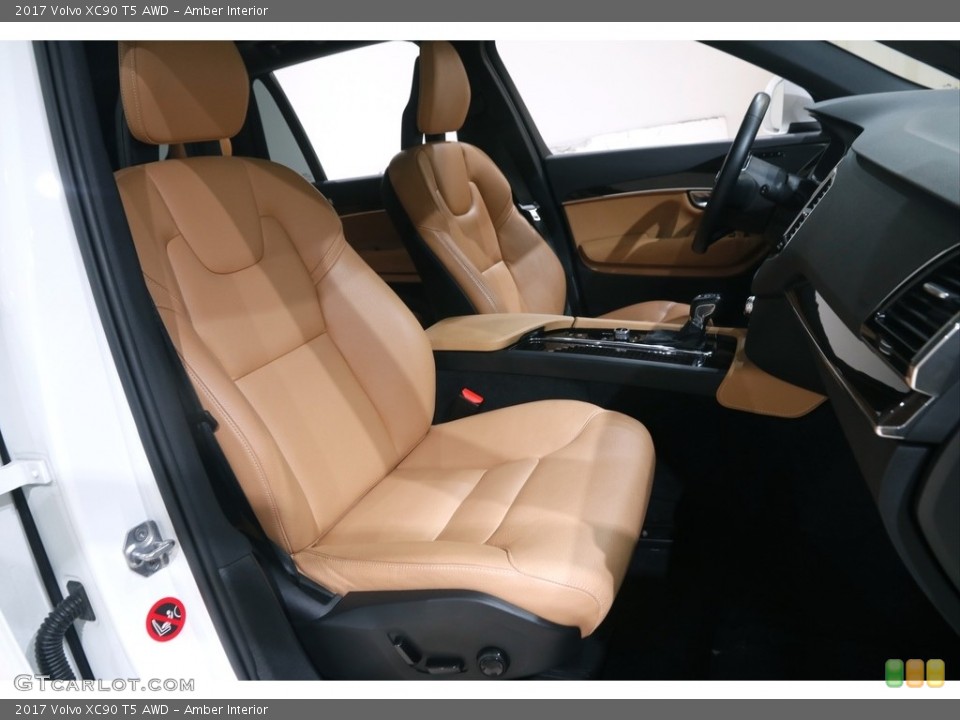 Amber 2017 Volvo XC90 Interiors