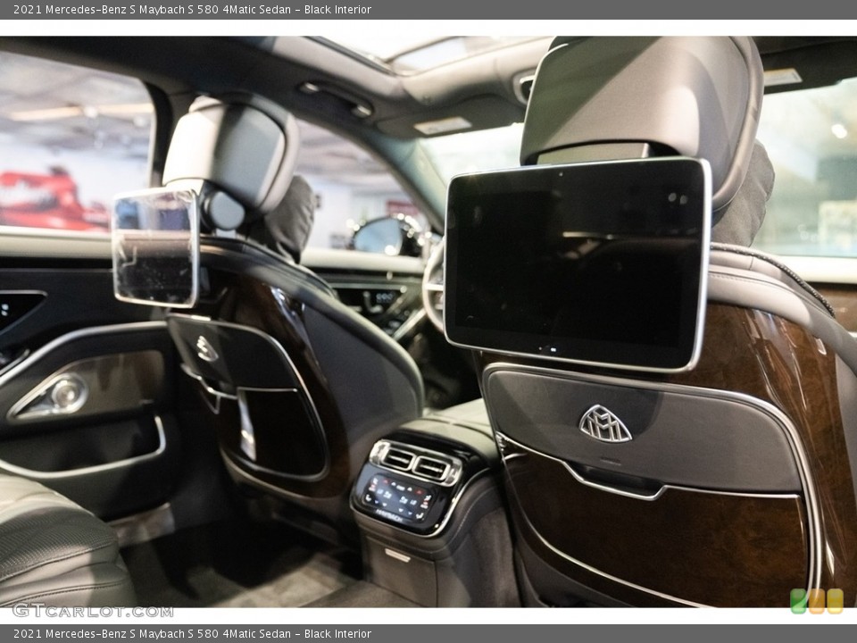Black Interior Entertainment System for the 2021 Mercedes-Benz S Maybach S 580 4Matic Sedan #144599108