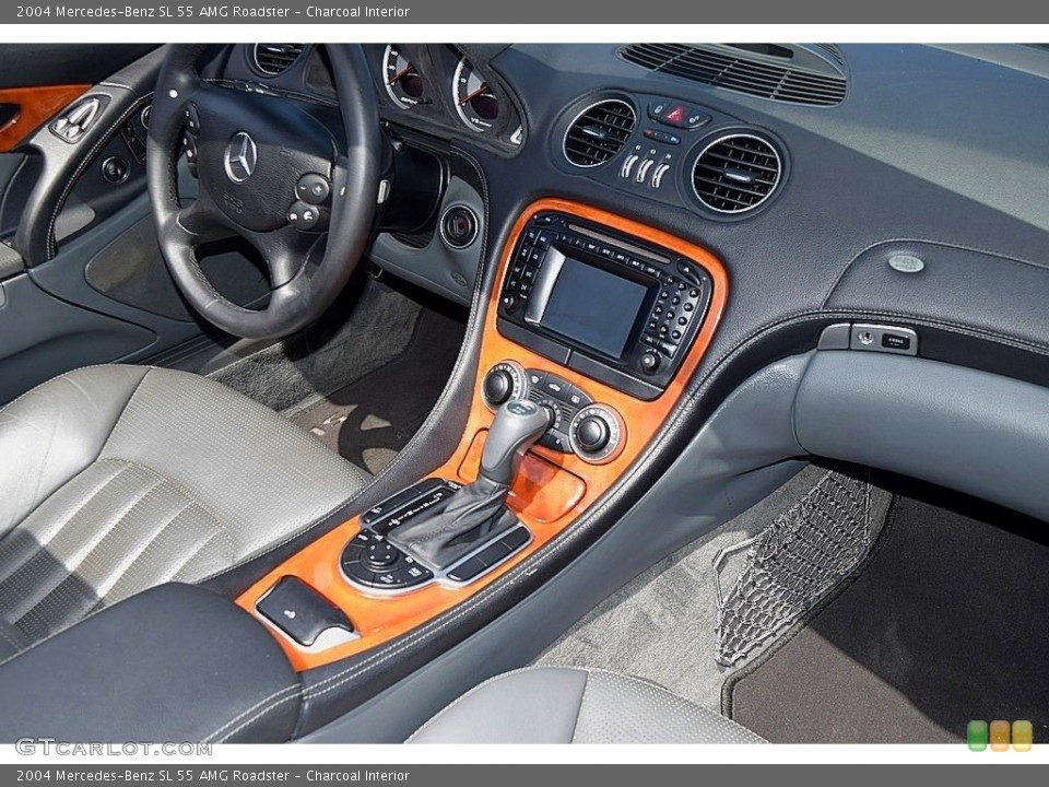 Charcoal Interior Controls for the 2004 Mercedes-Benz SL 55 AMG Roadster #144620224