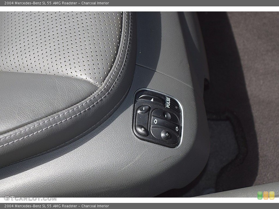 Charcoal Interior Controls for the 2004 Mercedes-Benz SL 55 AMG Roadster #144620572