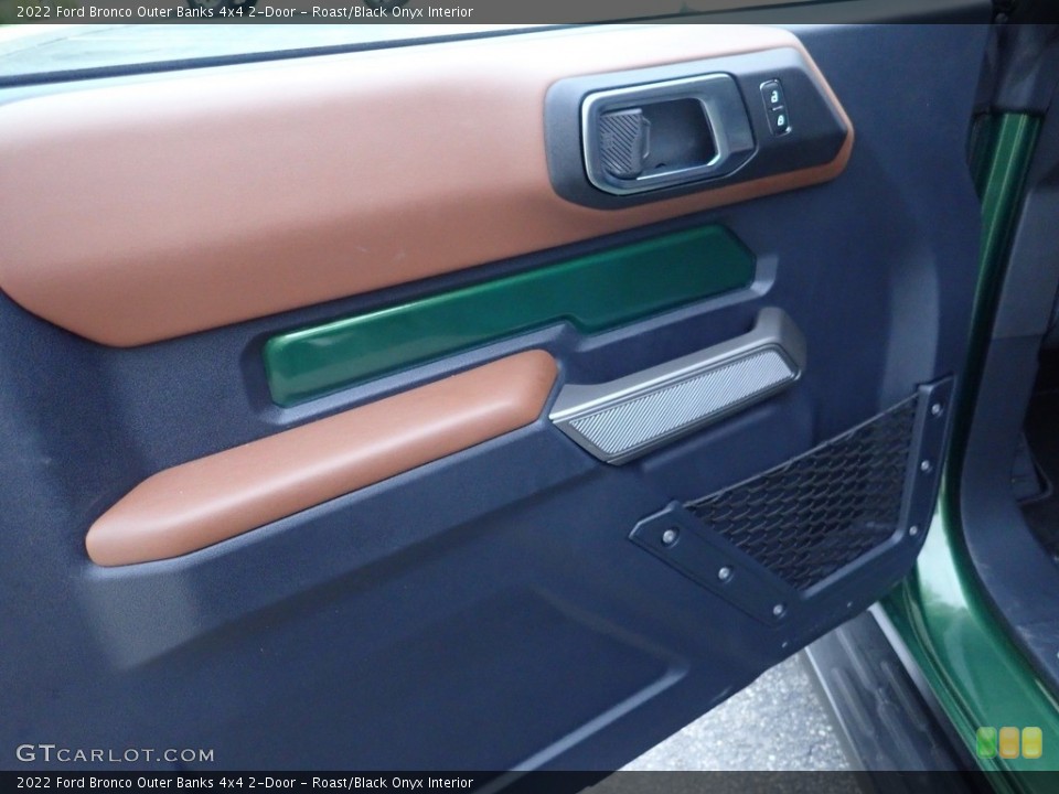 Roast/Black Onyx Interior Door Panel for the 2022 Ford Bronco Outer Banks 4x4 2-Door #144622477