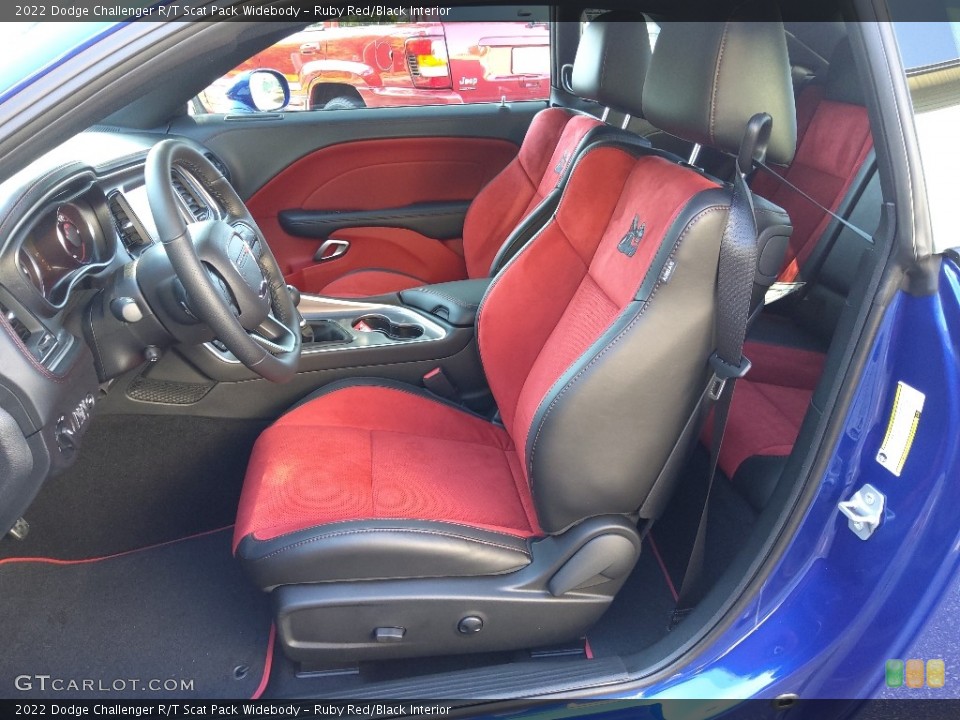 Ruby Red/Black Interior Photo for the 2022 Dodge Challenger R/T Scat Pack Widebody #144623806