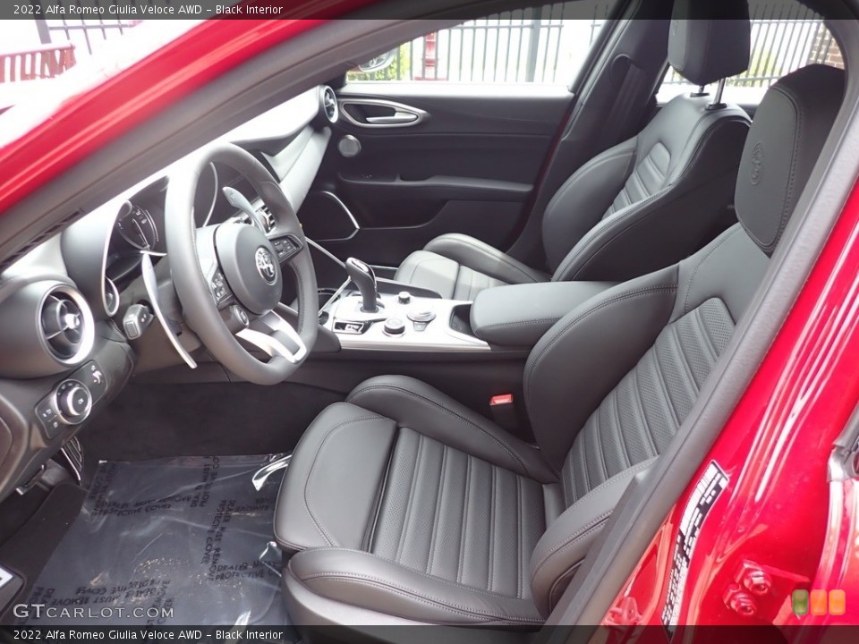Black Interior Photo for the 2022 Alfa Romeo Giulia Veloce AWD #144629315