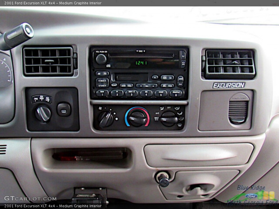 Medium Graphite Interior Controls for the 2001 Ford Excursion XLT 4x4 #144640284