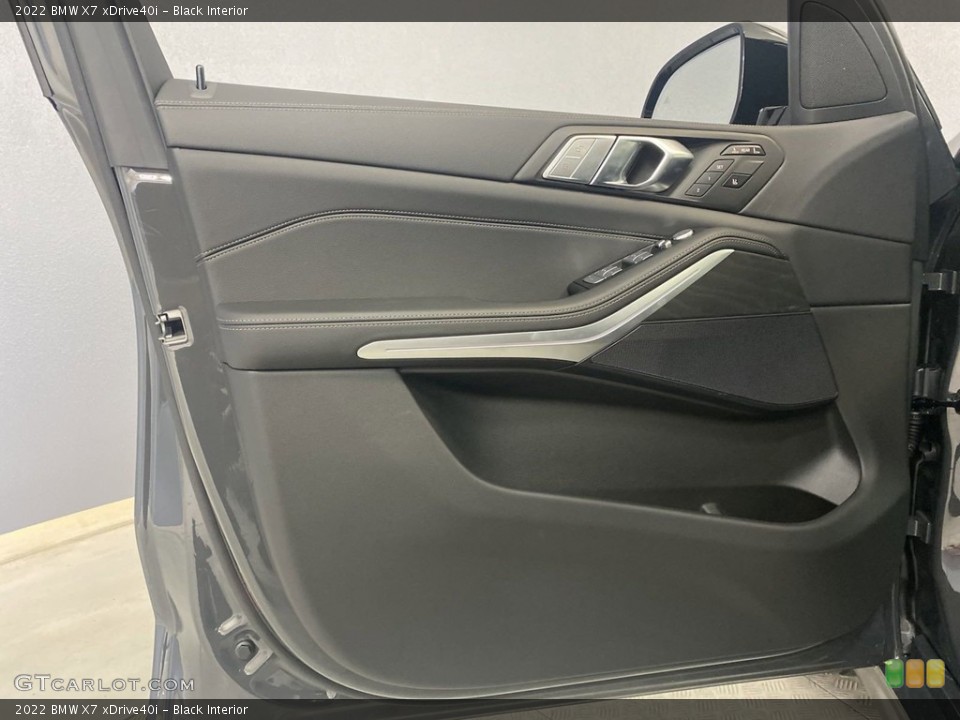 Black Interior Door Panel for the 2022 BMW X7 xDrive40i #144641804