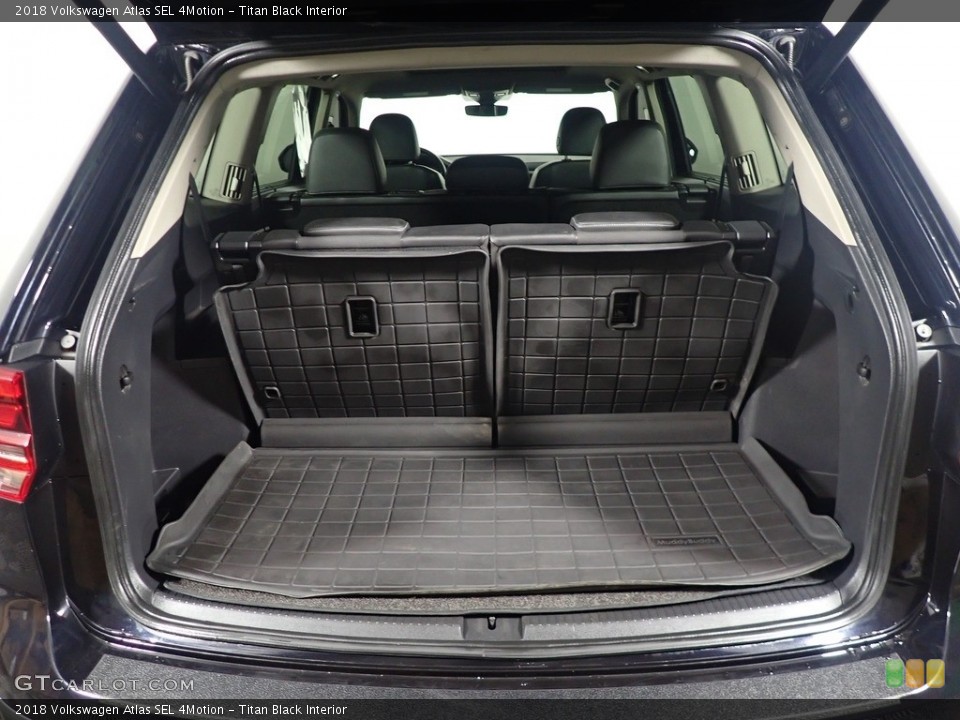Titan Black Interior Trunk for the 2018 Volkswagen Atlas SEL 4Motion #144641942