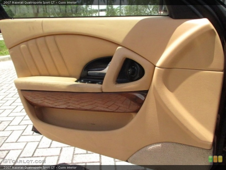 Cuoio Interior Door Panel for the 2007 Maserati Quattroporte Sport GT #144643106