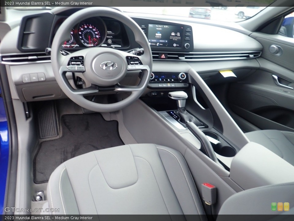 Medium Gray Interior Photo for the 2023 Hyundai Elantra SEL #144660804