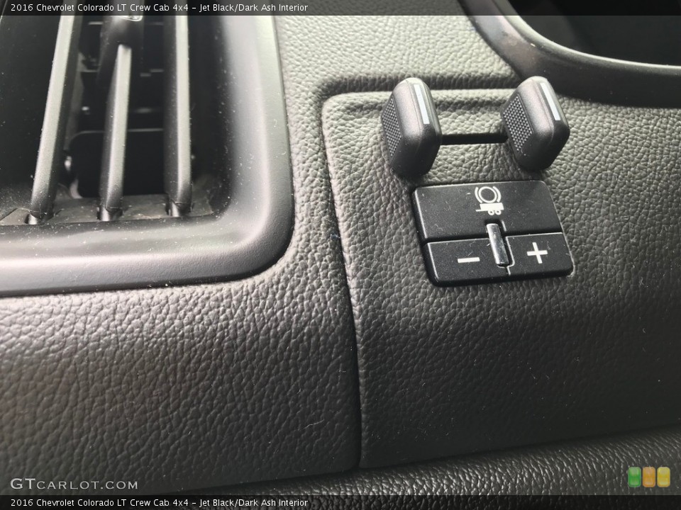 Jet Black/Dark Ash Interior Controls for the 2016 Chevrolet Colorado LT Crew Cab 4x4 #144665605