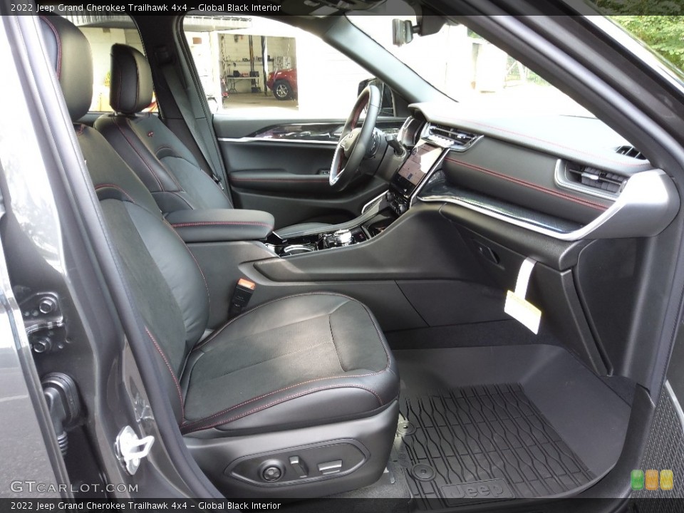 Global Black Interior Photo for the 2022 Jeep Grand Cherokee Trailhawk 4x4 #144667885