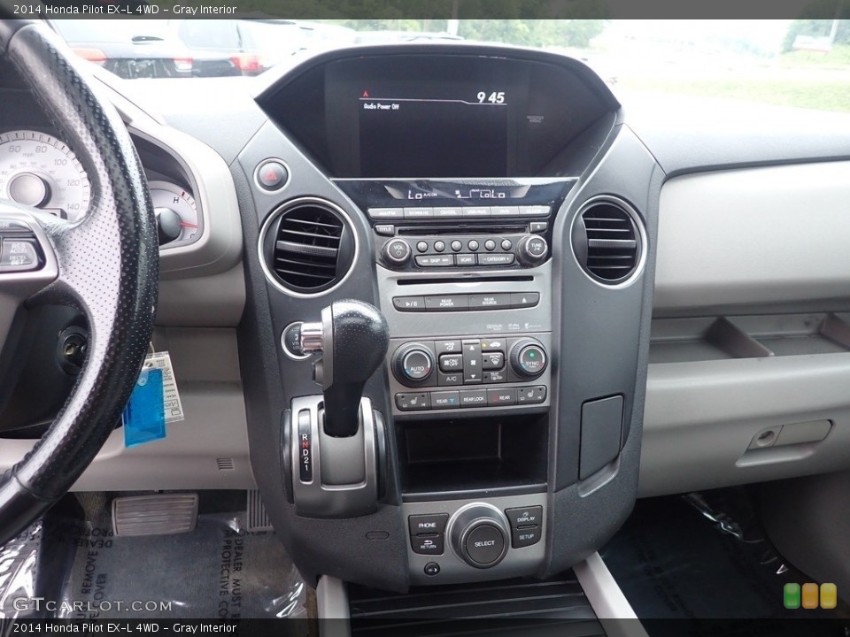 Gray Interior Controls for the 2014 Honda Pilot EX-L 4WD #144670970
