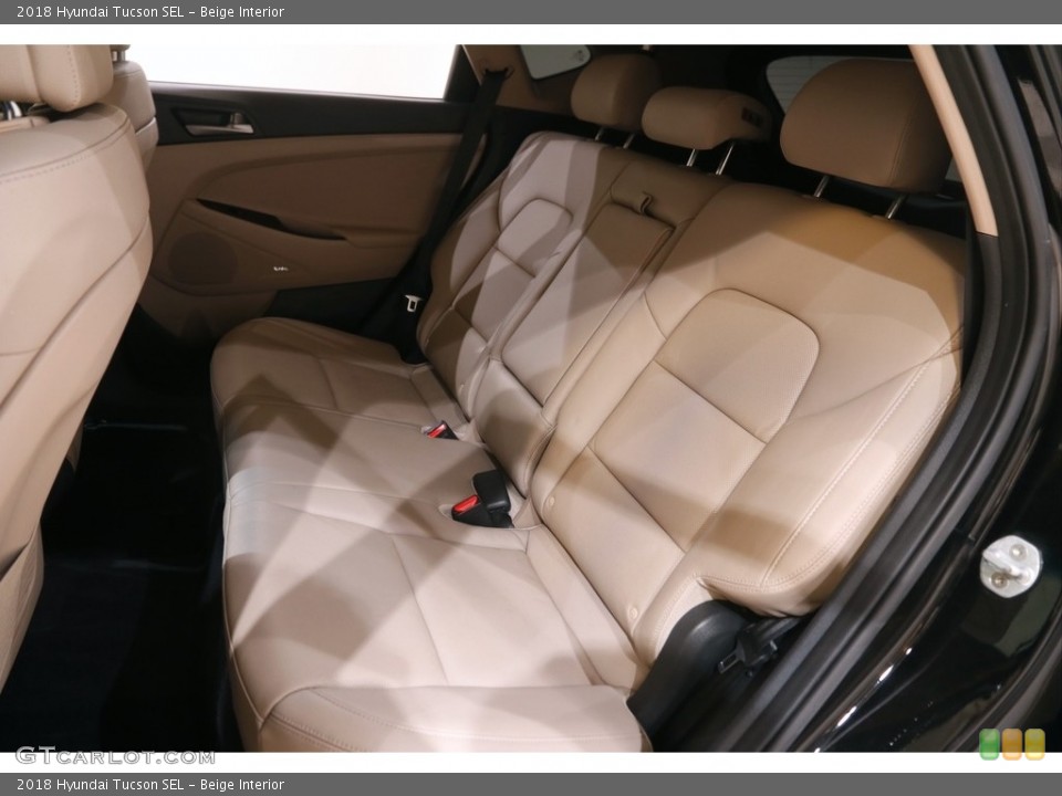 Beige Interior Rear Seat for the 2018 Hyundai Tucson SEL #144692274