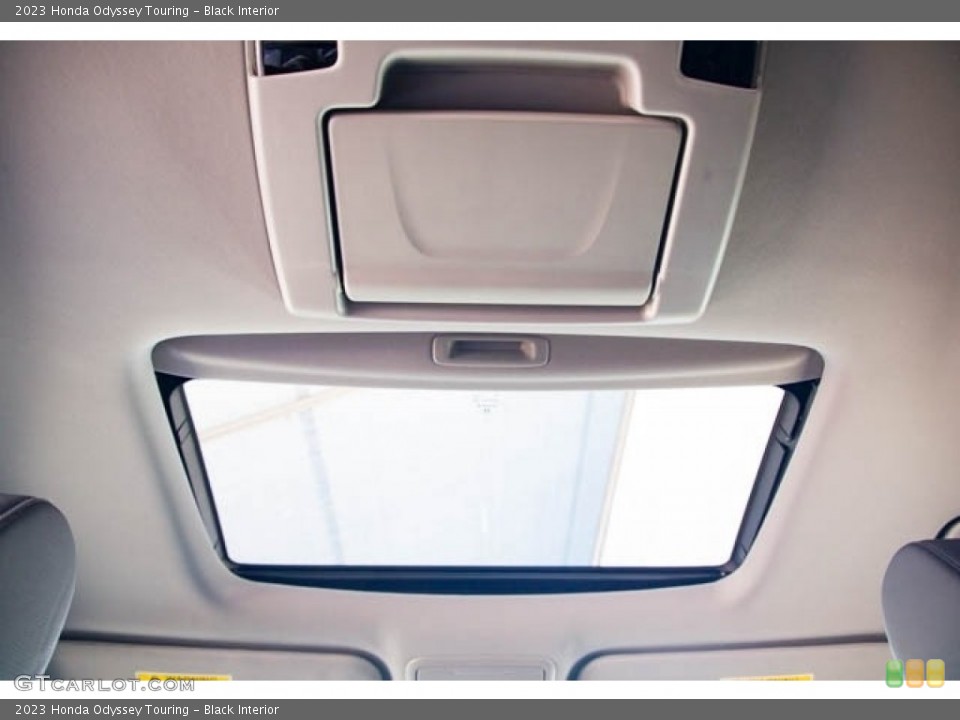 Black Interior Sunroof for the 2023 Honda Odyssey Touring #144701295