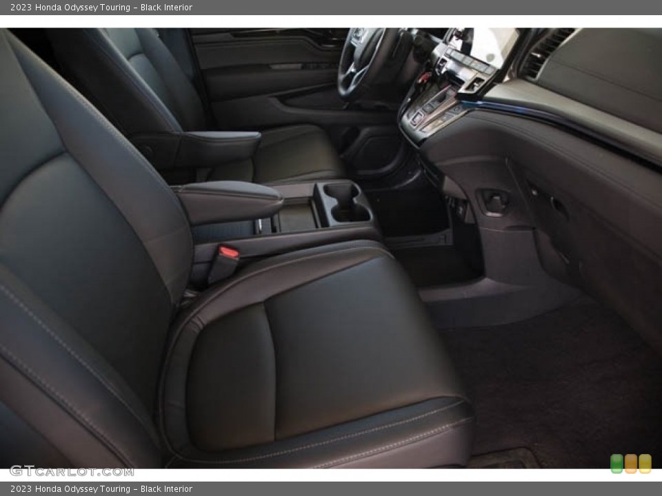 Black Interior Front Seat for the 2023 Honda Odyssey Touring #144701427