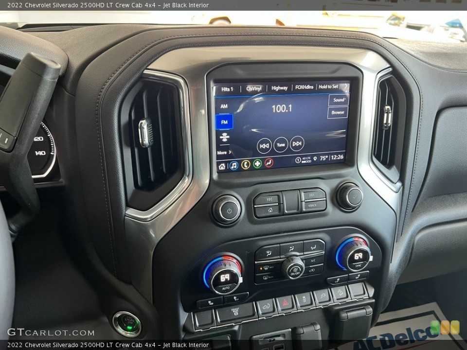 Jet Black Interior Controls for the 2022 Chevrolet Silverado 2500HD LT Crew Cab 4x4 #144704679