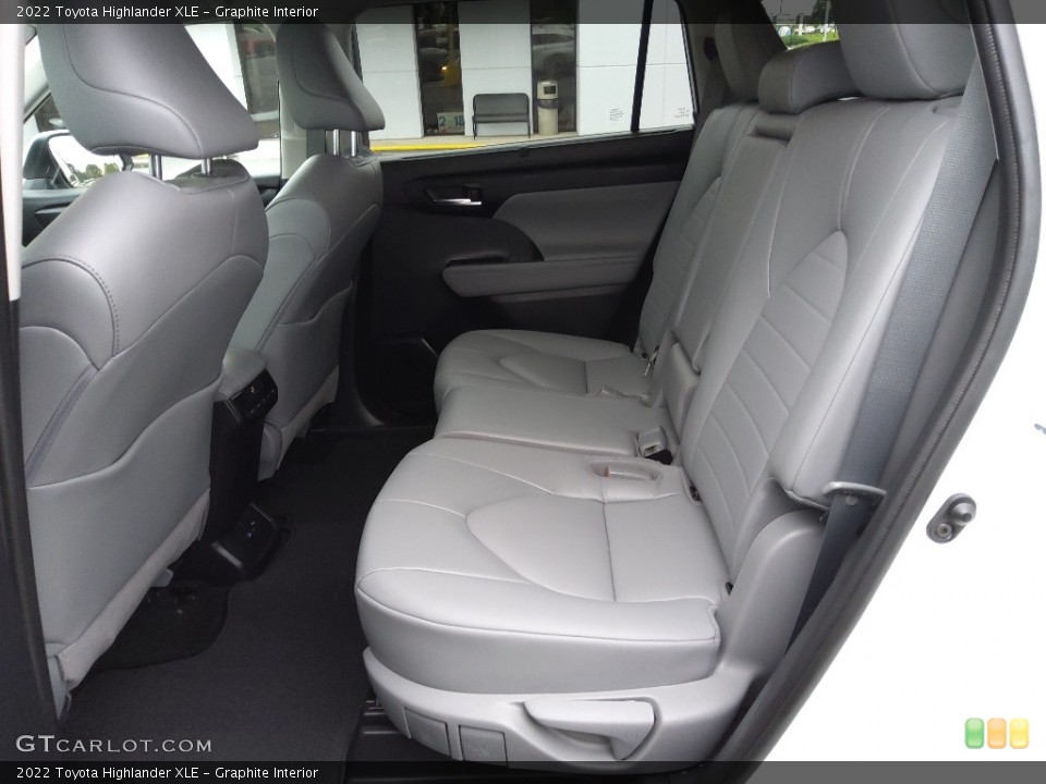 Graphite Interior Rear Seat for the 2022 Toyota Highlander XLE #144713635