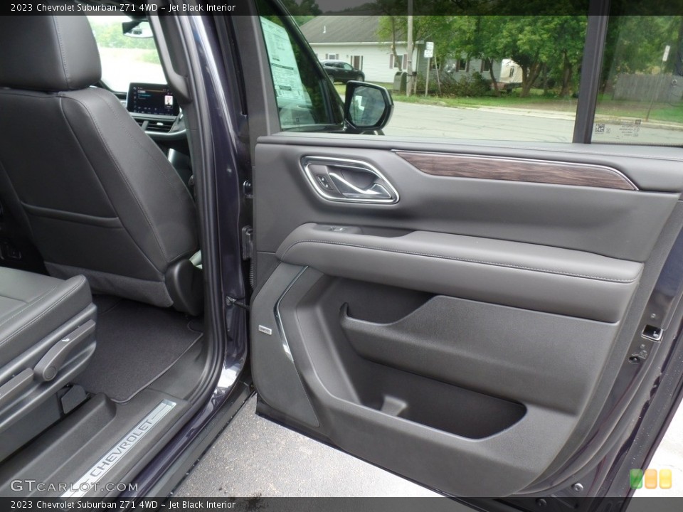 Jet Black Interior Door Panel for the 2023 Chevrolet Suburban Z71 4WD #144725254